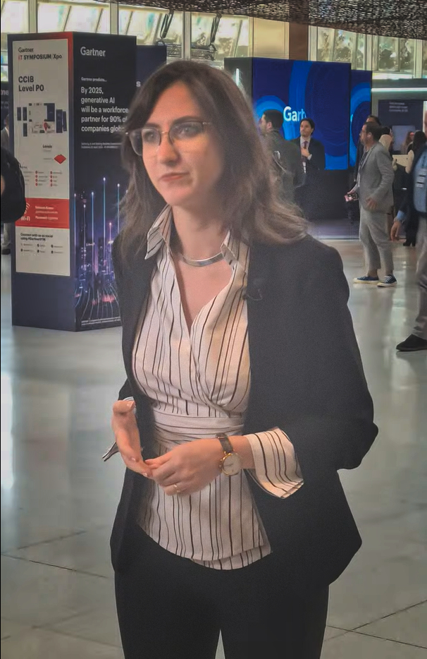 Olga at Gartner event